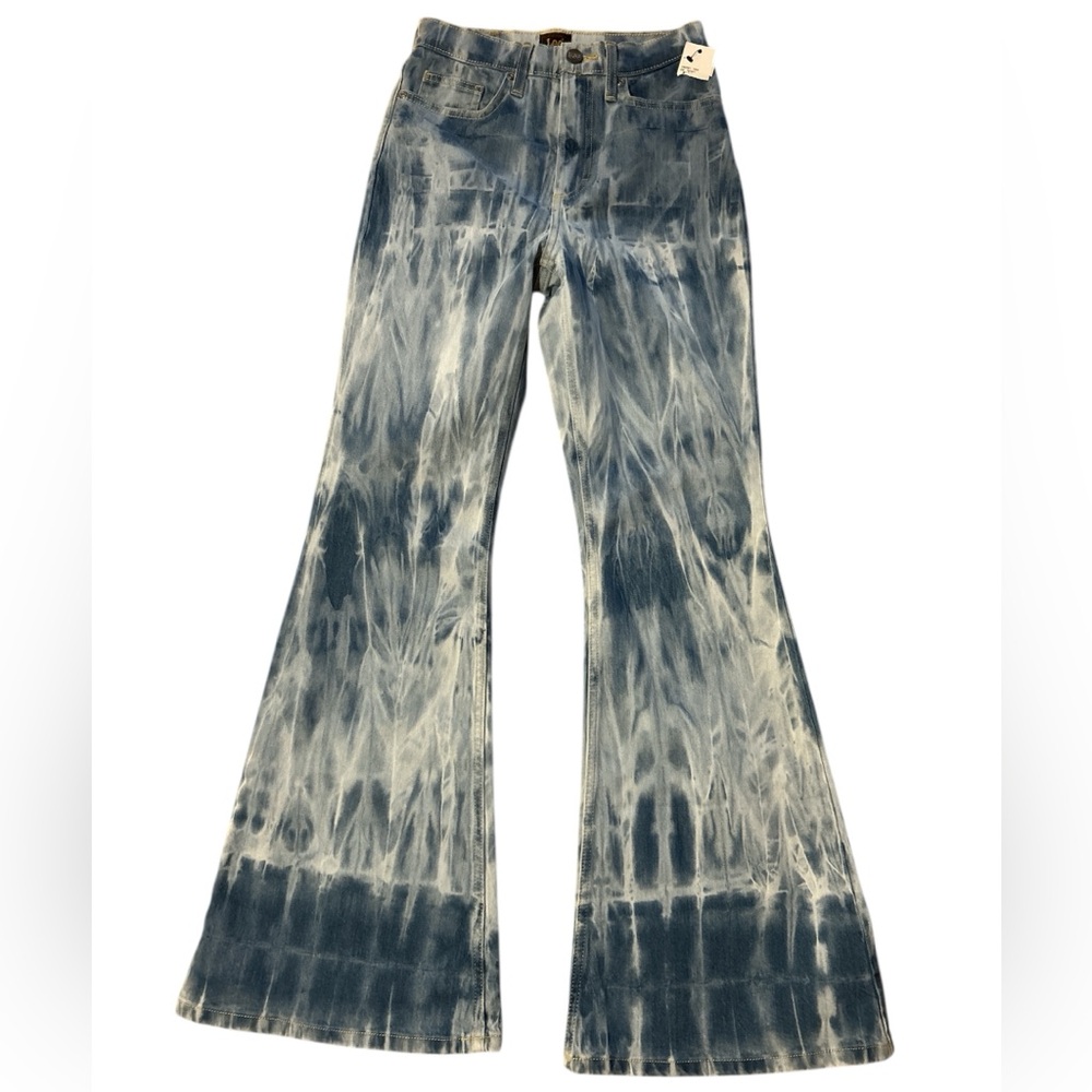 Brand new Lee Jeans for women Blue and White Bootcut Dye Size 26x33 Cotton